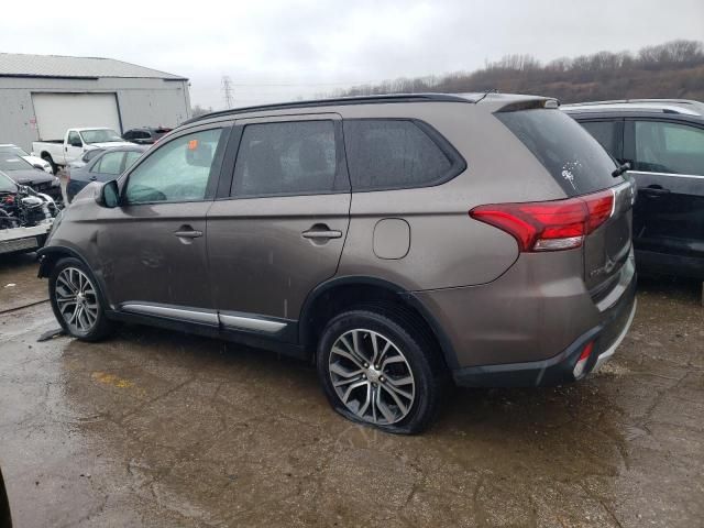 2016 Mitsubishi Outlander SE