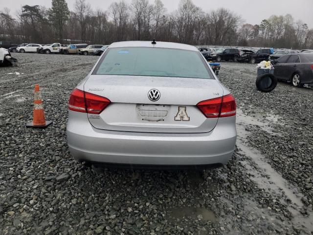 2015 Volkswagen Passat S