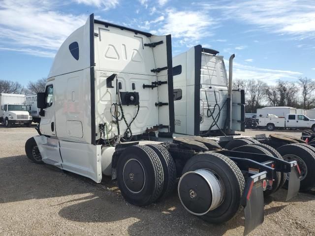 2018 Freightliner Cascadia 125