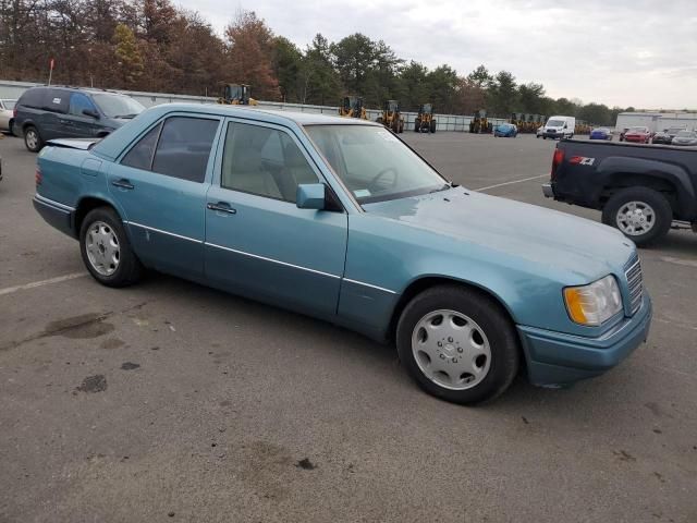 1994 Mercedes-Benz E 320