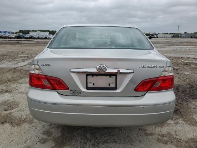 2004 Toyota Avalon XL