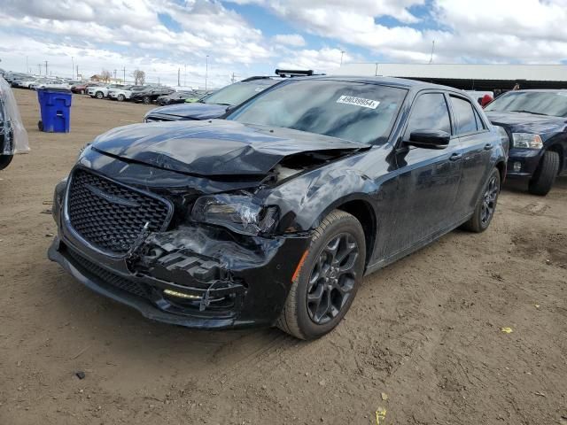 2023 Chrysler 300 Touring L