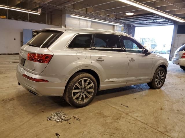 2017 Audi Q7 Premium Plus