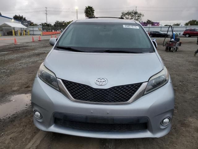 2017 Toyota Sienna SE