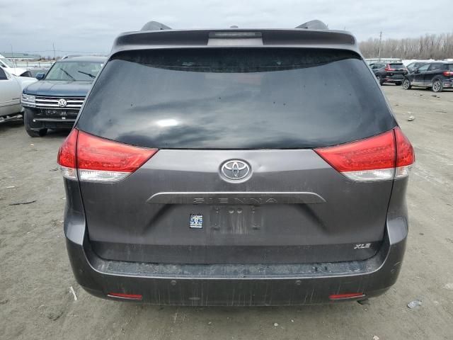 2013 Toyota Sienna XLE