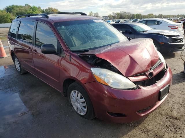 2009 Toyota Sienna CE