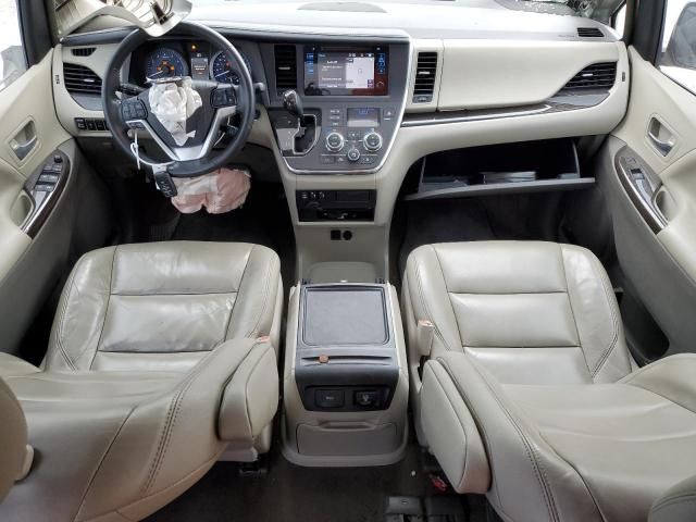 2015 Toyota Sienna XLE