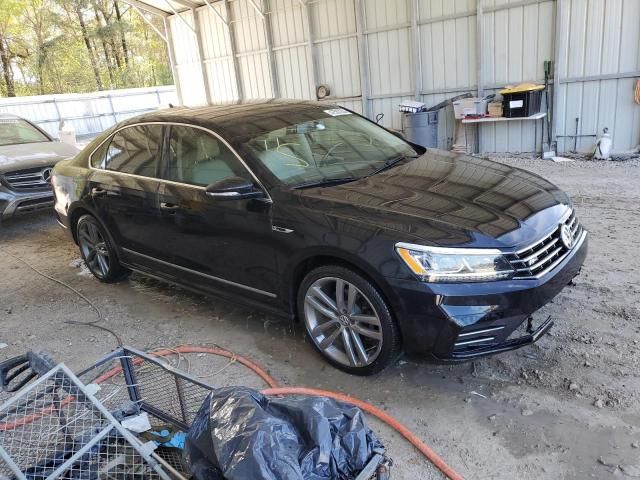 2017 Volkswagen Passat R-Line