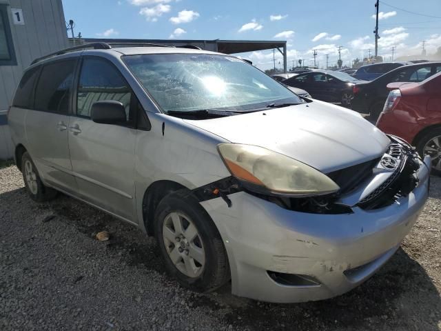 2006 Toyota Sienna CE