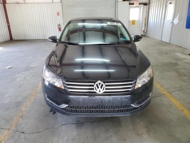 2012 Volkswagen Passat SE