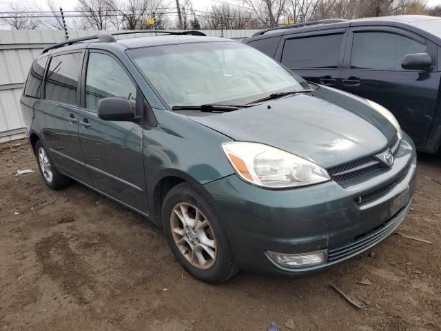 2005 Toyota Sienna XLE