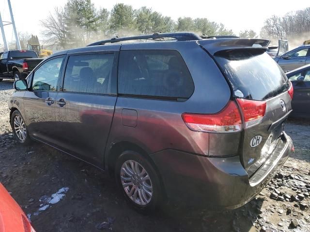 2014 Toyota Sienna XLE