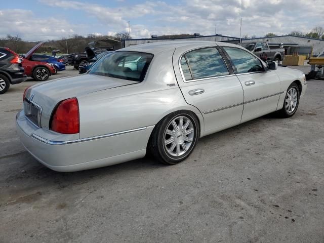 2007 Lincoln Town Car Signature Limited