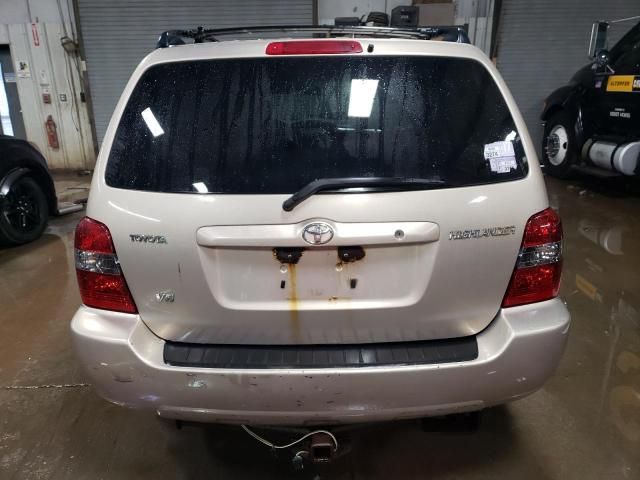 2004 Toyota Highlander Base