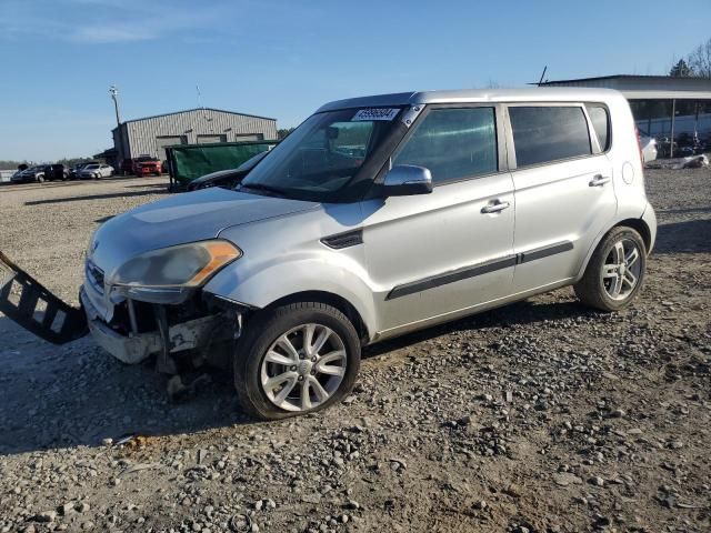 2013 KIA Soul +