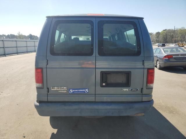 2013 Ford Econoline E350 Super Duty Wagon