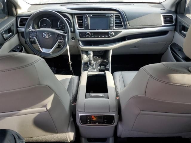 2019 Toyota Highlander SE