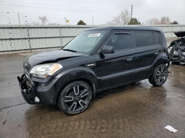 2010 KIA Soul +