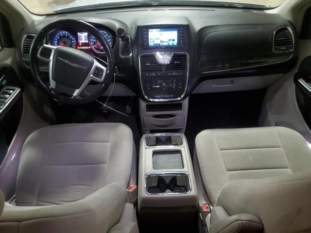 2011 Chrysler Town & Country Touring