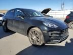 2016 Porsche Macan Turbo