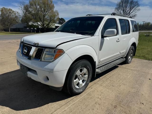 2006 Nissan Pathfinder LE