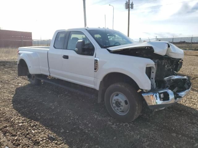 2022 Ford F350 Super Duty