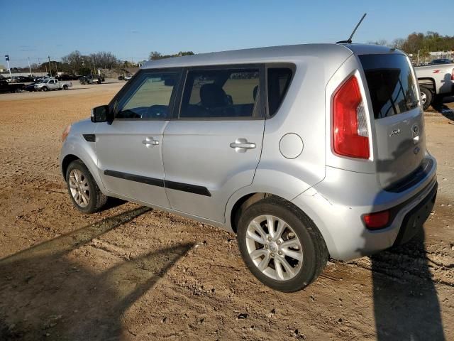 2013 KIA Soul +