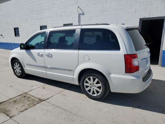 2011 Chrysler Town & Country Touring L