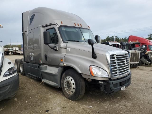 2018 Freightliner Cascadia 125