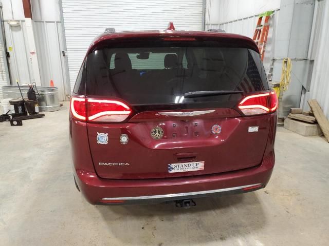 2017 Chrysler Pacifica Touring L Plus