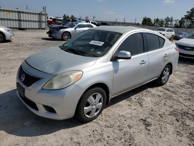 2013 Nissan Versa S