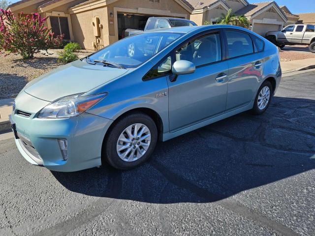 2013 Toyota Prius PLUG-IN