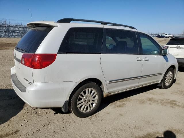 2007 Toyota Sienna XLE