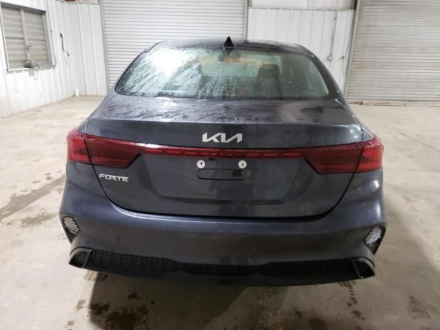 2023 KIA Forte LX