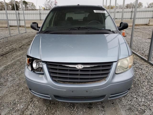 2006 Chrysler Town & Country