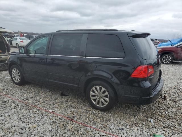 2012 Volkswagen Routan SE