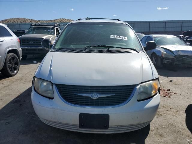 2005 Chrysler Town & Country