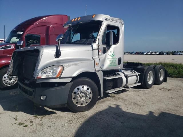 2014 Freightliner Cascadia 125