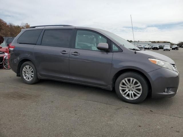 2011 Toyota Sienna XLE