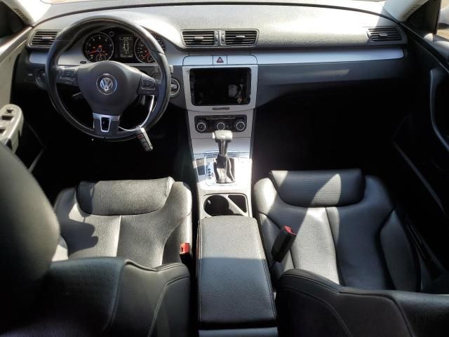 2010 Volkswagen Passat Komfort