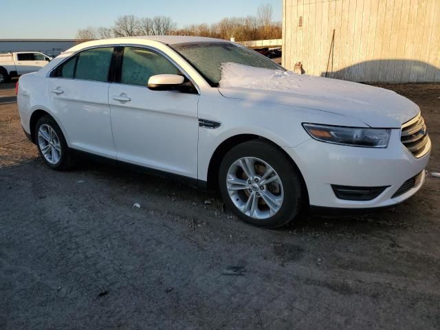 2016 Ford Taurus SEL