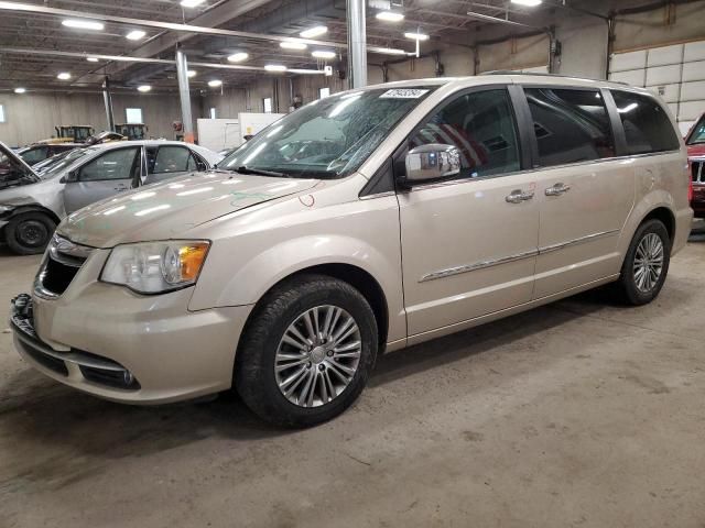 2014 Chrysler Town & Country Touring L