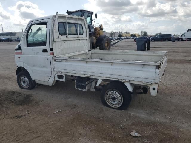 2005 Suzuki Carry