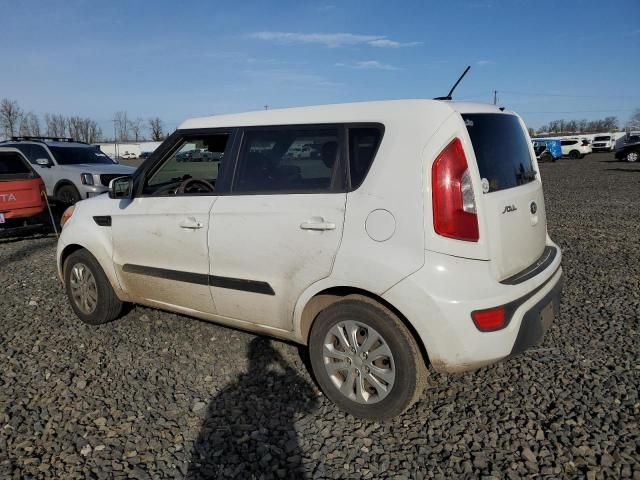 2013 KIA Soul +