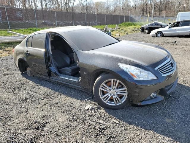 2015 Infiniti Q40