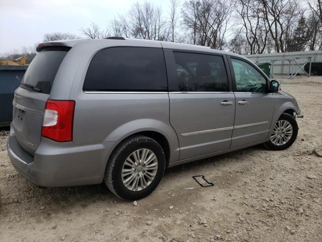 2013 Chrysler Town & Country Limited