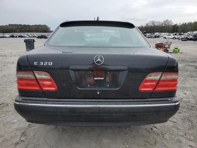 2000 Mercedes-Benz E 320