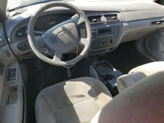 2005 Ford Taurus SE