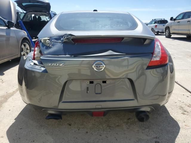 2014 Nissan 370Z Base