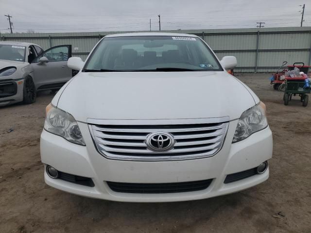 2010 Toyota Avalon XL